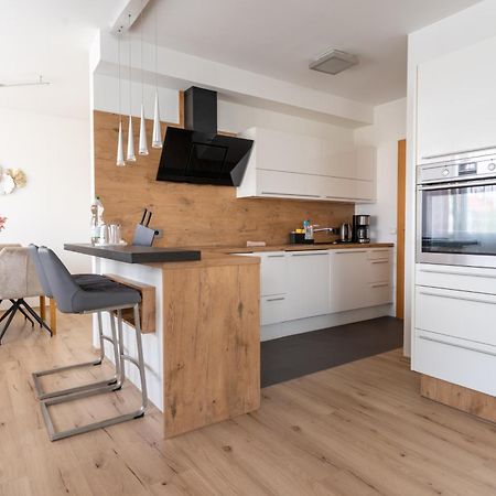 Apartment Klagenfurt Center With Free Parking - Ring41 Klagenfurt am Woerthersee Exterior photo