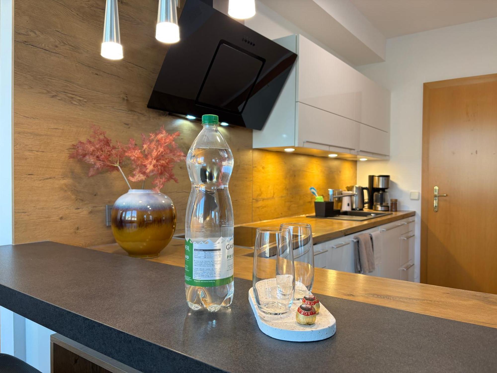 Apartment Klagenfurt Center With Free Parking - Ring41 Klagenfurt am Woerthersee Exterior photo