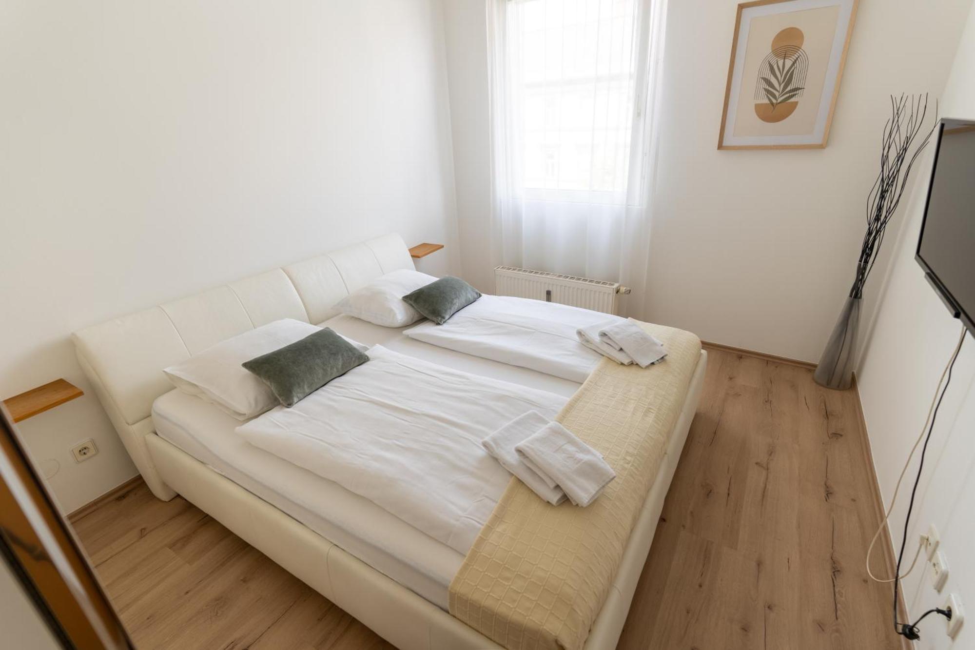 Apartment Klagenfurt Center With Free Parking - Ring41 Klagenfurt am Woerthersee Exterior photo